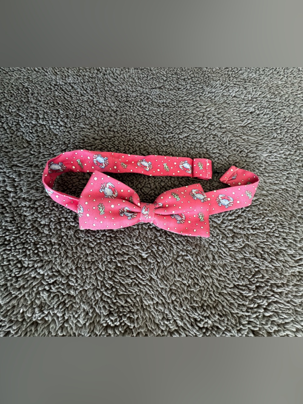 Vineyard Vines Silk Crab Print Bow Tie - Size Kids OS